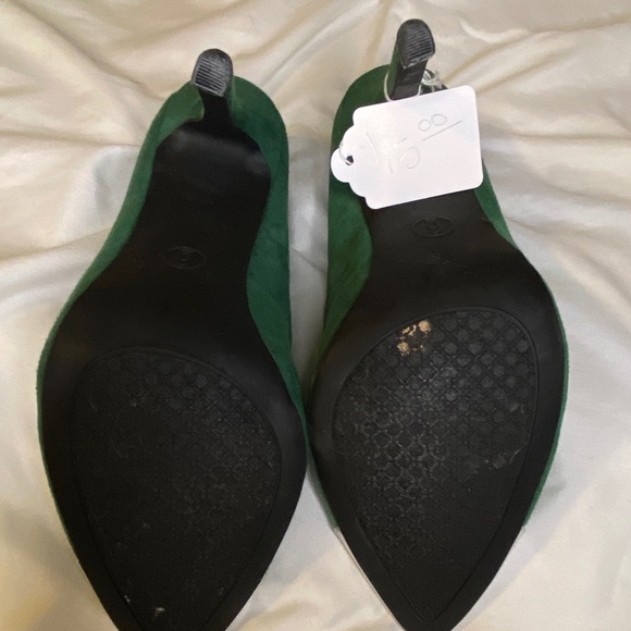 Green heels ! - Picture 4 of 4